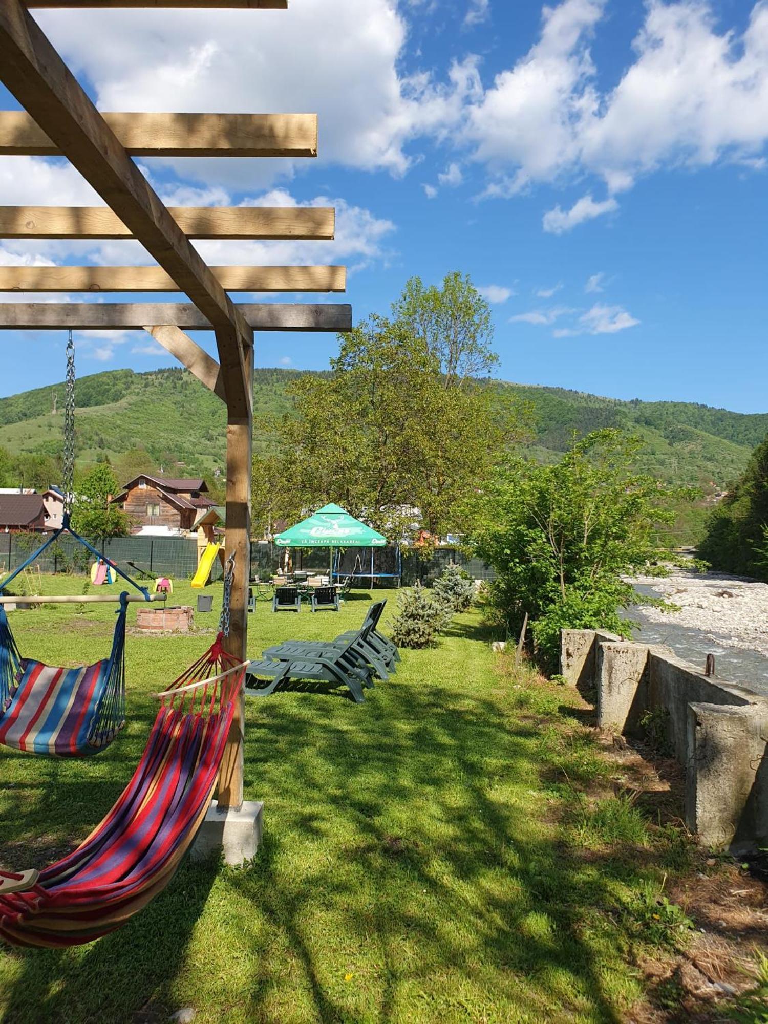 Hanul Doftana Trăisteni Exterior foto